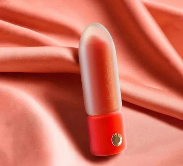 Tracy's Dog Surreal APP Lipstick Vibrator